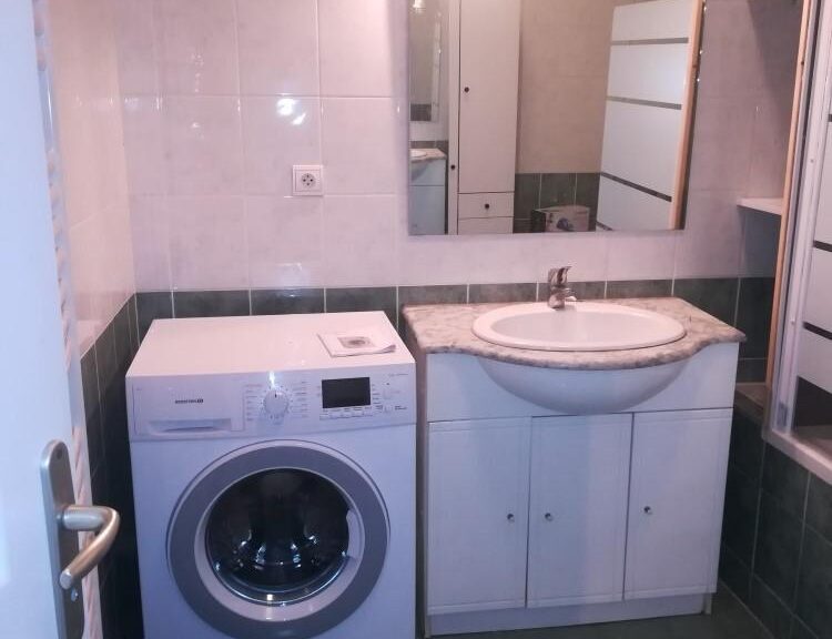 lave-linge-2-14100585021272110199.jpg
