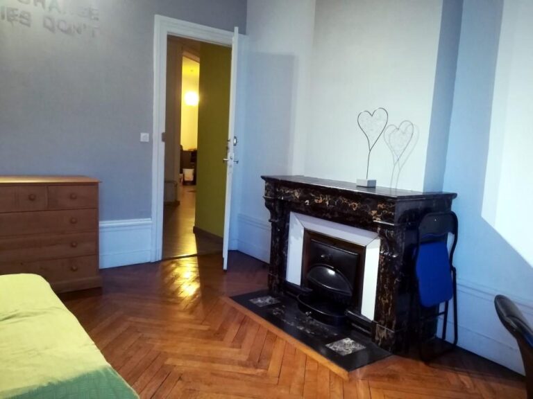 chambre13-7673461122939222072.jpg